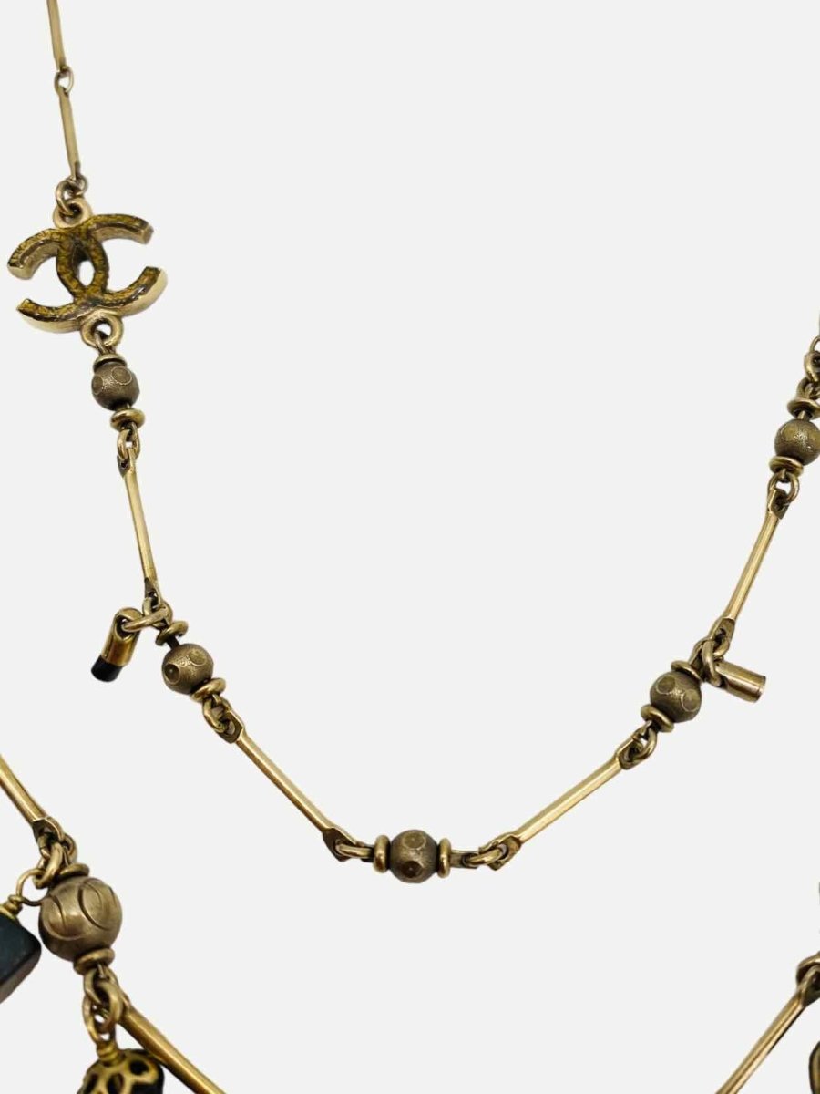 Pre-loved CHANEL Fashion Necklace at Reems Closet