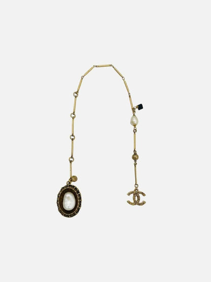 Pre - loved CHANEL Fashion Necklace at Reems Closet
