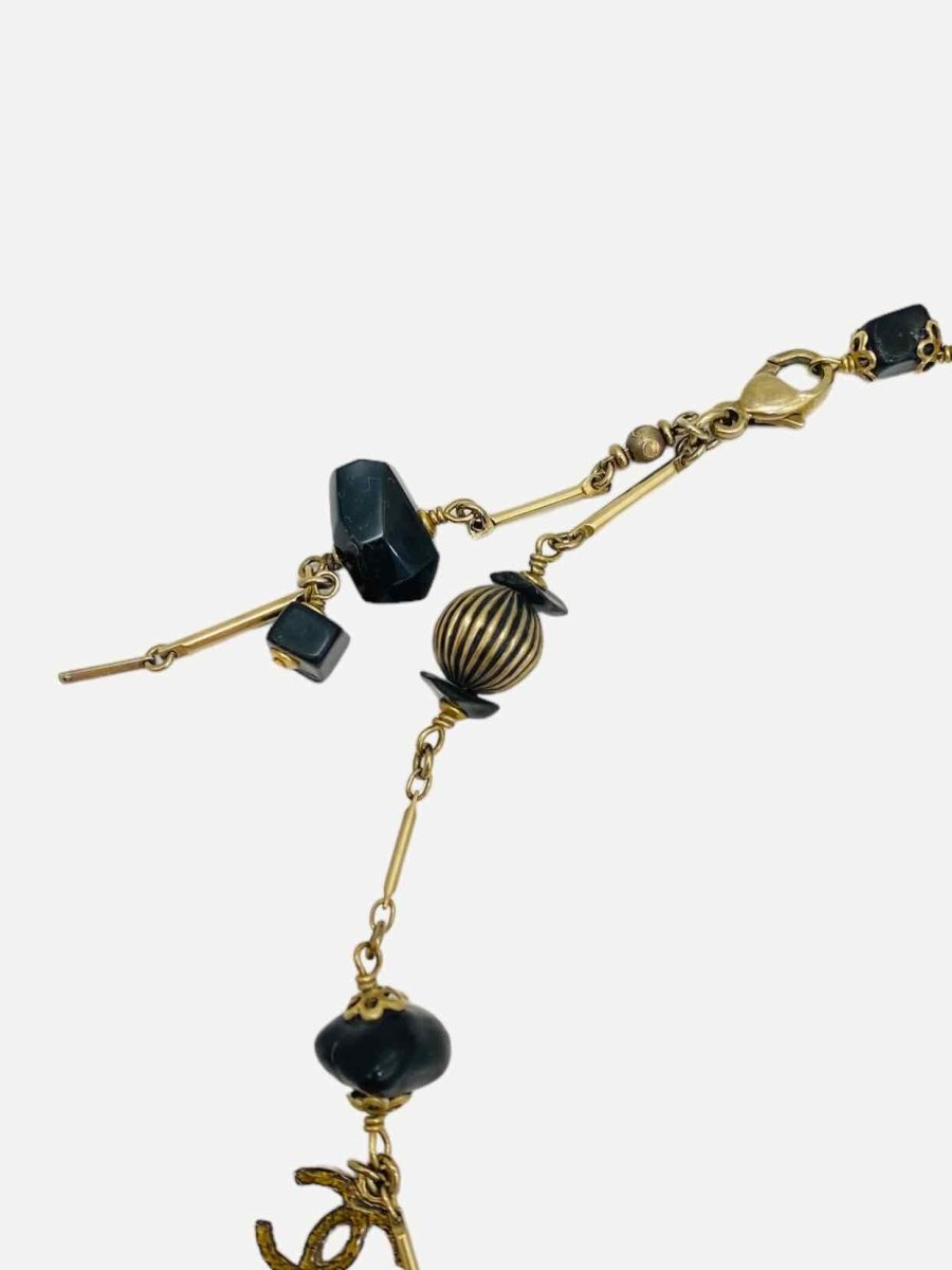 Pre - loved CHANEL Fashion Necklace at Reems Closet