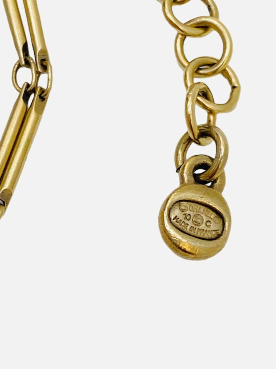 Pre-loved CHANEL Fashion Necklace at Reems Closet