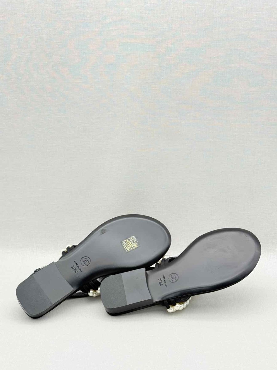 Pre-loved CHANEL Grosgrain Black Pearl Size EU 37.5 Sandals at Reems Closet