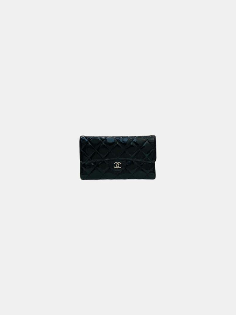 Pre - loved CHANEL Matelasse Black Quilted Continental Wallet at Reems Closet