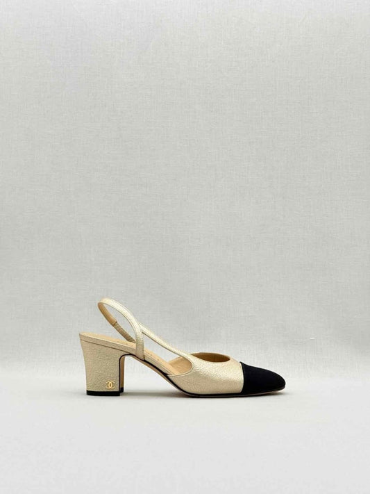 Pre - loved CHANEL Metallic Gold & Black Size EU 35.5 Slingbacks at Reems Closet