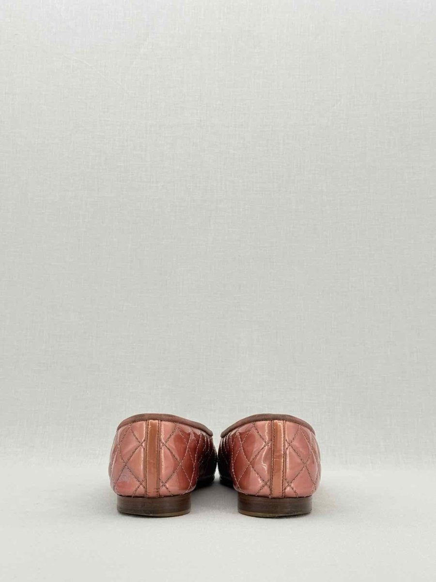 Pre - loved CHANEL Metallic Pink Quilted Size EU 40 Ballerinas at Reems Closet
