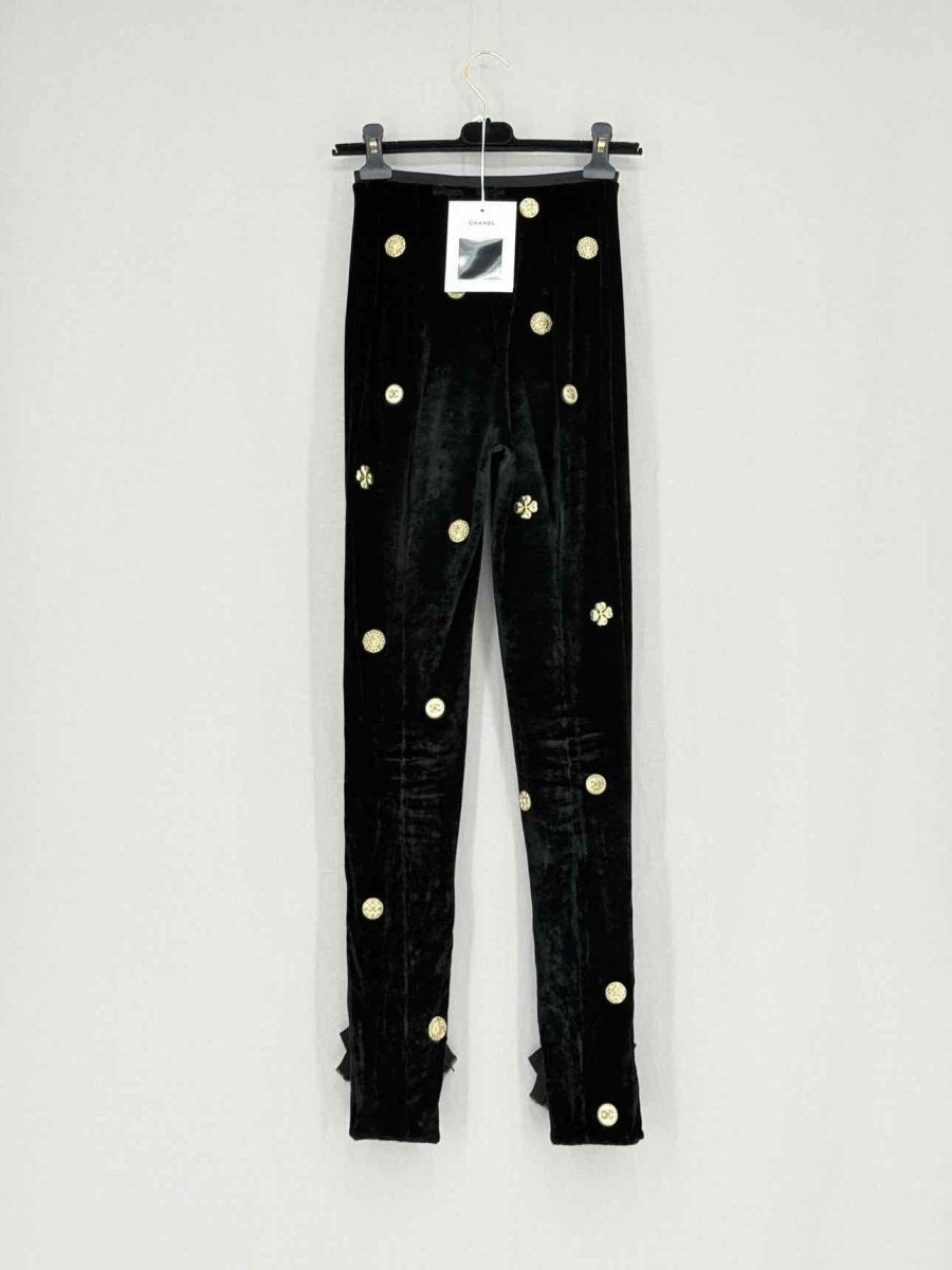 Pre - loved CHANEL Metiers d'arts Black Size US 4 Leggings at Reems Closet