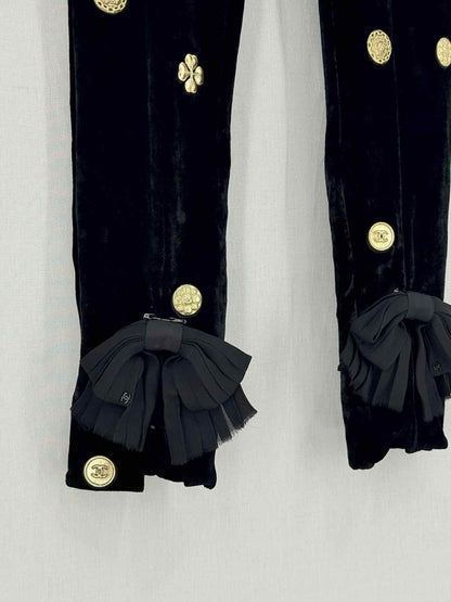 Pre - loved CHANEL Metiers d'arts Black Size US 4 Leggings at Reems Closet