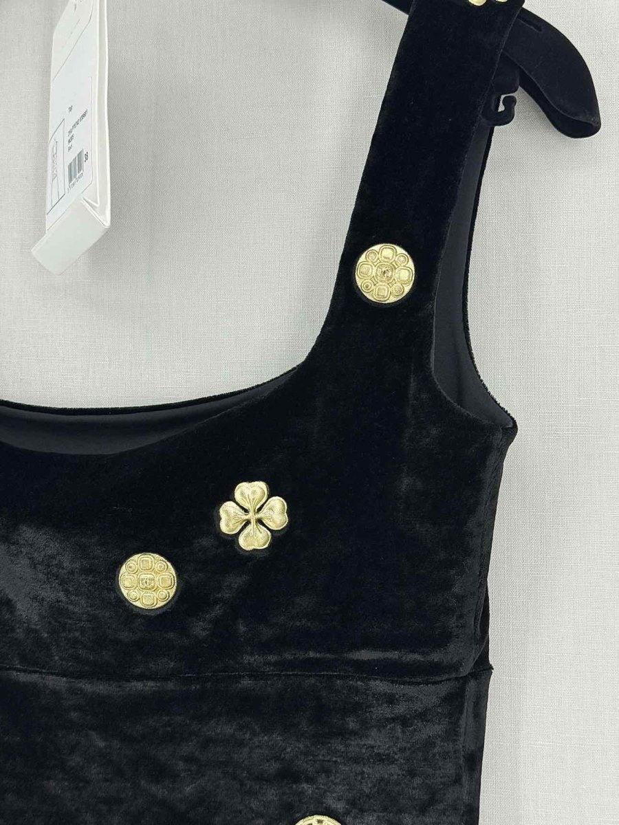 Pre - loved CHANEL Metiers d'arts Black Size US 6 Top at Reems Closet