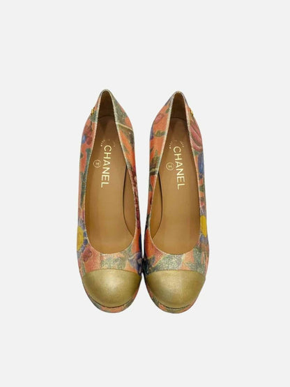 Pre - loved CHANEL Paris - Dubai Gold Multicolor Size EU 39 Pumps at Reems Closet