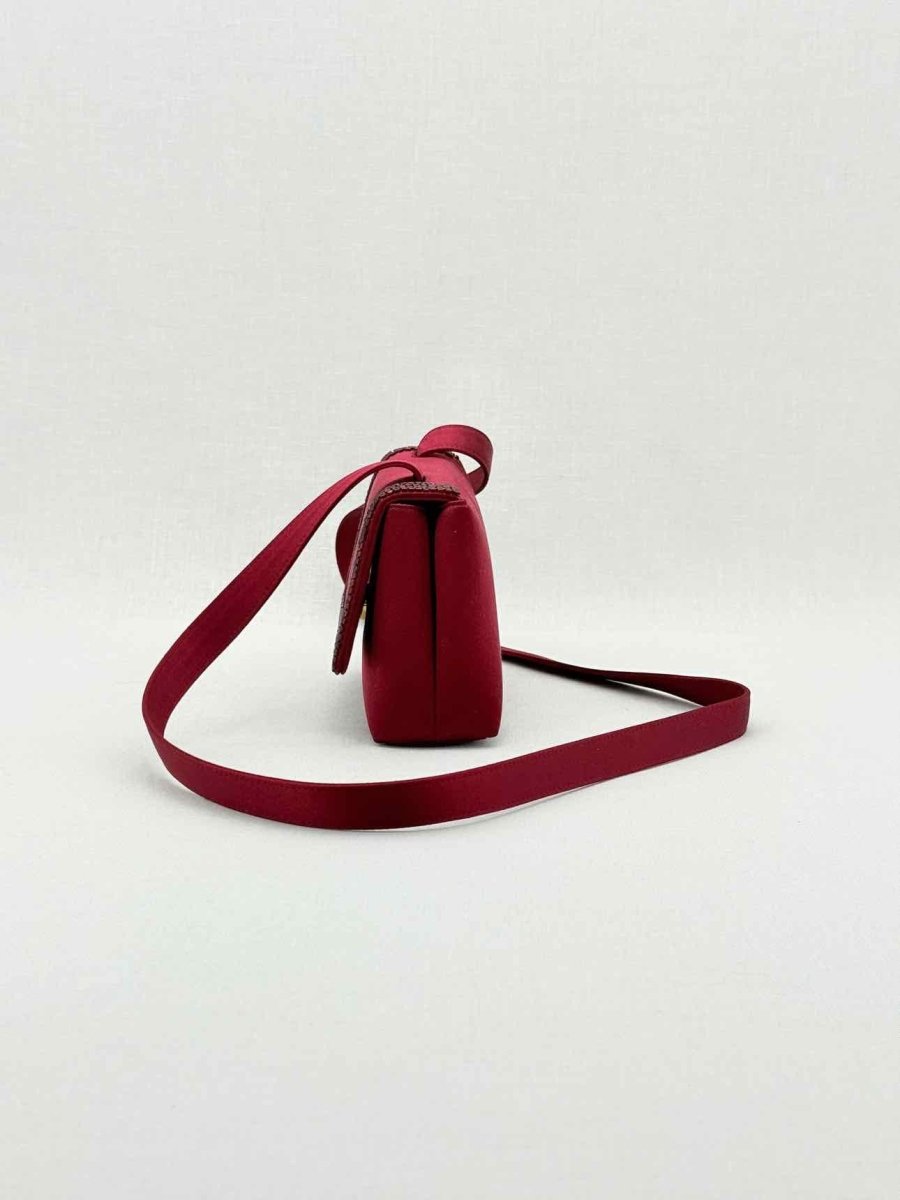 Pre - loved CHANEL Red Shoulder Bag at Reems Closet