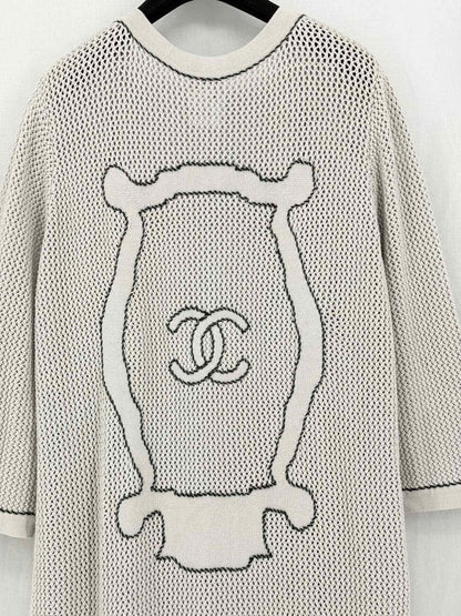 Pre-loved CHANEL Resort 2009 Beige Size US 10 Long Cardigan at Reems Closet