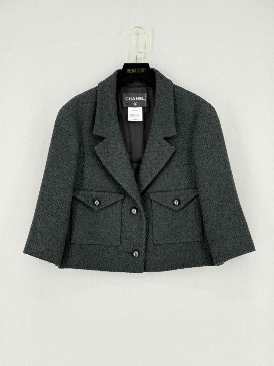 Pre - loved CHANEL Short Boxy Tweed Black Size US 8 Jacket at Reems Closet