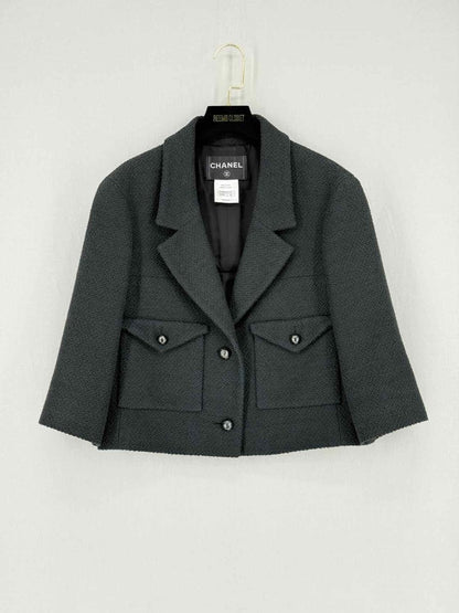 Pre - loved CHANEL Short Boxy Tweed Black Size US 8 Jacket at Reems Closet