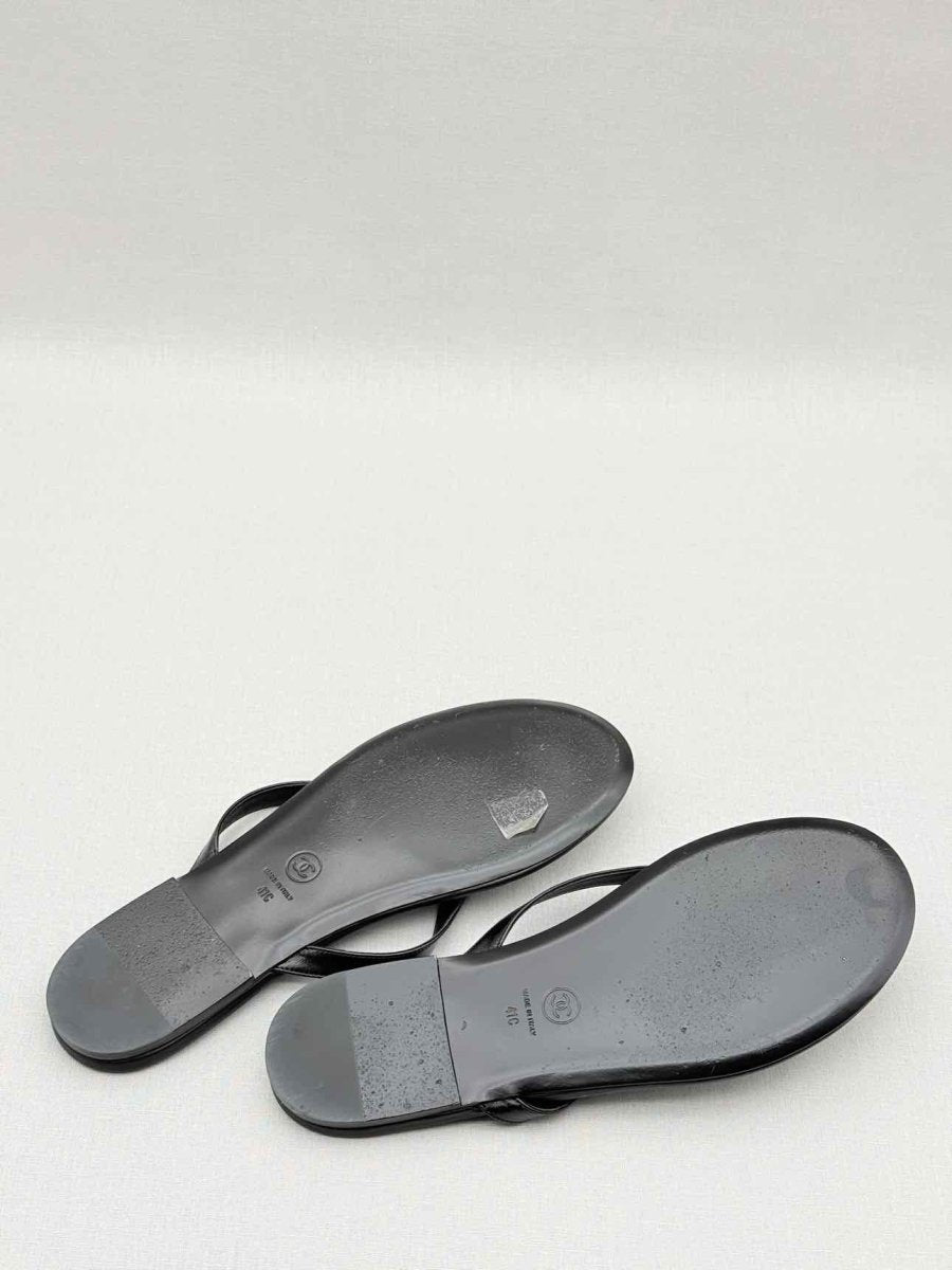 Pre - loved CHANEL Thong Black Size EU 41 Flats at Reems Closet