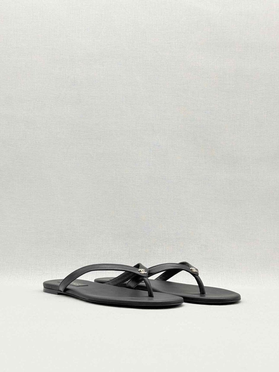 Pre - loved CHANEL Thong Black Size EU 41 Flats at Reems Closet