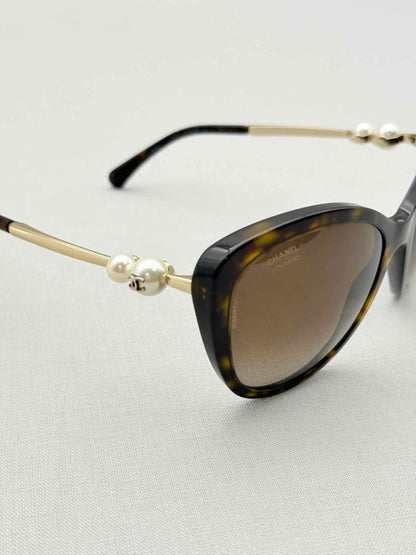 Pre-loved CHANEL Tortoise Brown Sunglasses at Reems Closet