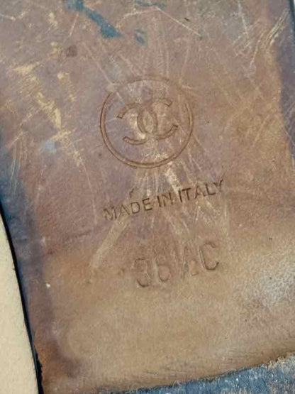 Pre - loved CHANEL Two Tone Beige & Black Size EU 36.5 Ballet Flats at Reems Closet