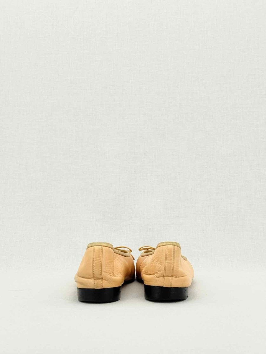 Pre - loved CHANEL Two Tone Beige & Black Size EU 36.5 Ballet Flats at Reems Closet