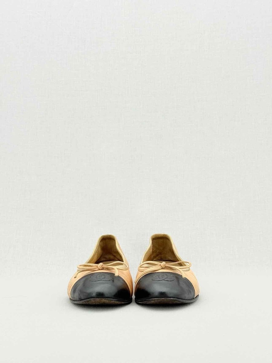 Pre - loved CHANEL Two Tone Beige & Black Size EU 36.5 Ballet Flats at Reems Closet