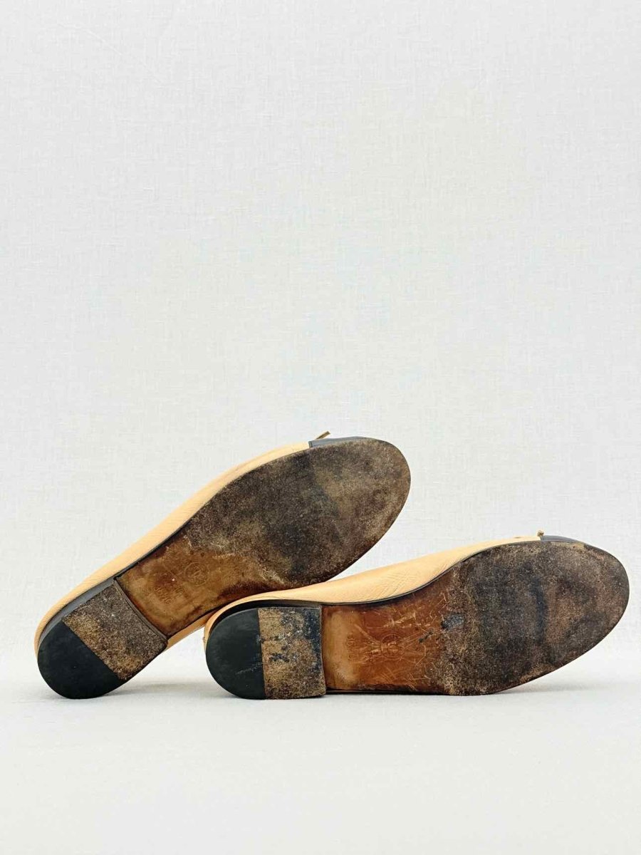 Pre - loved CHANEL Two Tone Beige & Black Size EU 36.5 Ballet Flats at Reems Closet