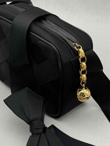 Pre - loved CHANEL Vintage Black Woven Shoulder Bag at Reems Closet