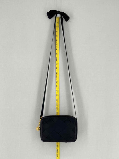 Pre - loved CHANEL Vintage Black Woven Shoulder Bag at Reems Closet