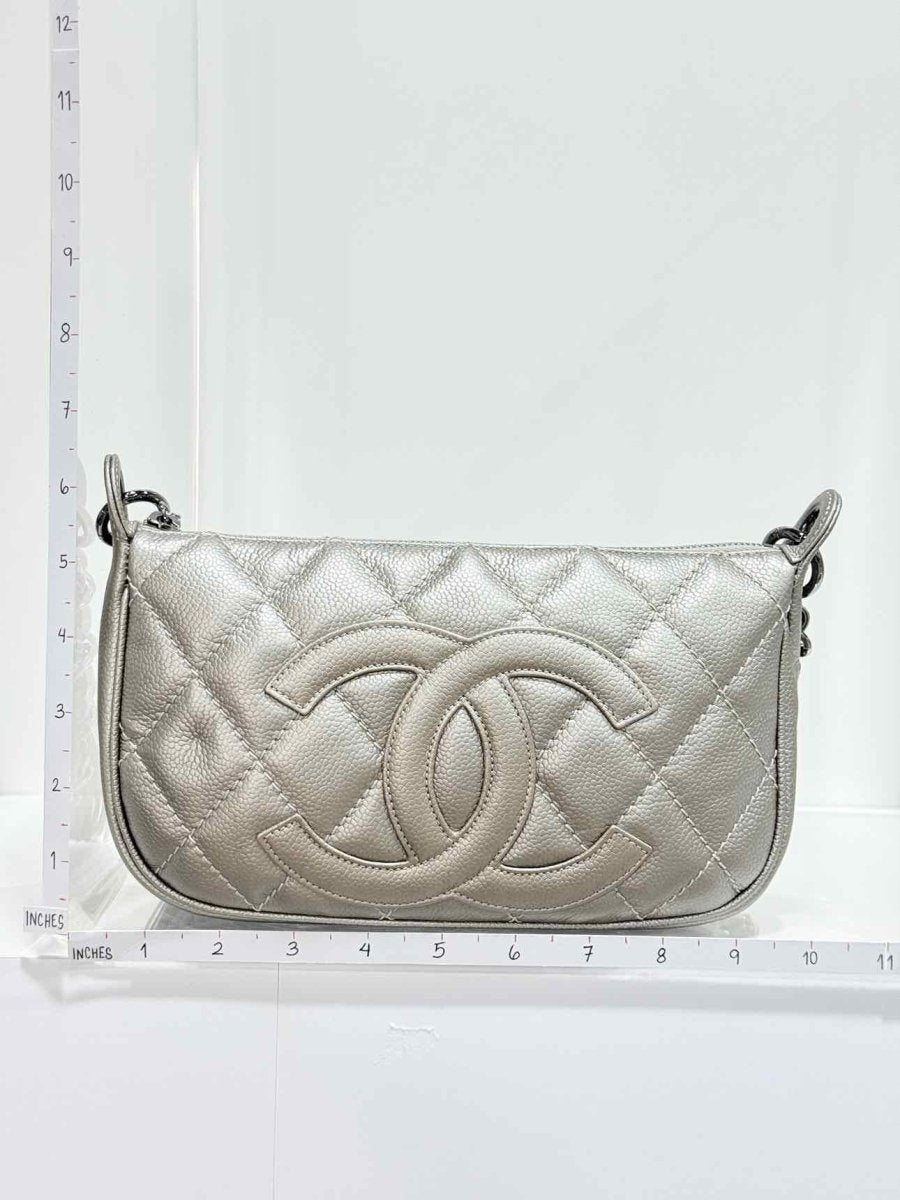 Pre - loved CHANEL Vintage Metallic Silver Quilted Shoulder Bag at Reems Closet