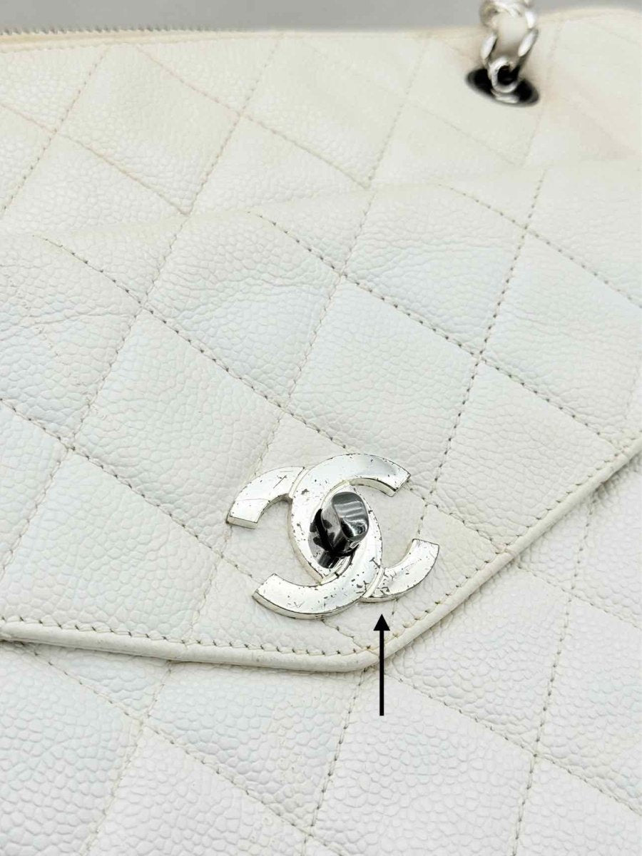 Pre - loved CHANEL Vintage White Shoulder Bag at Reems Closet