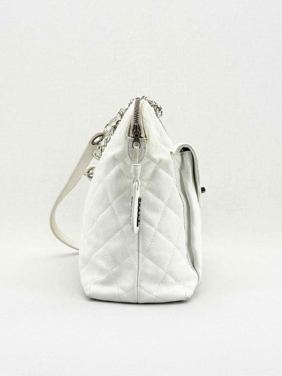 Pre - loved CHANEL Vintage White Shoulder Bag at Reems Closet