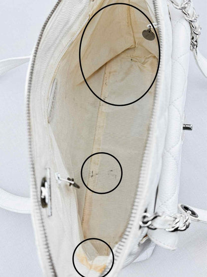 Pre - loved CHANEL Vintage White Shoulder Bag at Reems Closet