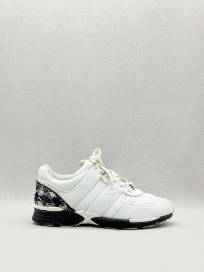 Pre-loved CHANEL White & Black Size EU 40 Sneakers at Reems Closet