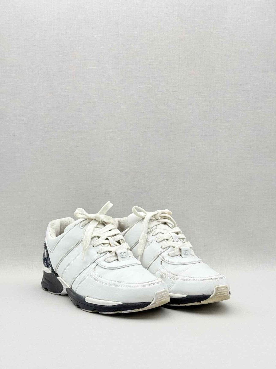 Pre-loved CHANEL White & Black Size EU 40 Sneakers at Reems Closet