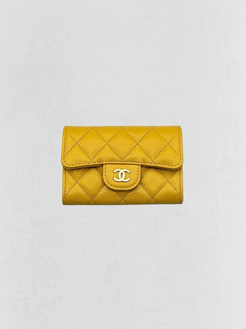 Pre-loved CHANEL Yellow Quilted Compact Wallet at Reems Closet