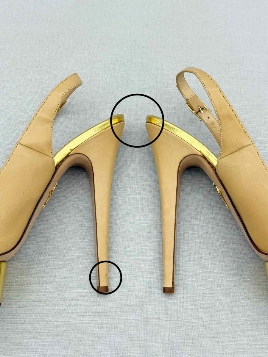 Pre - loved CHARLOTTE OLYMPIA Beige & Gold Size EU 41 Slingbacks at Reems Closet