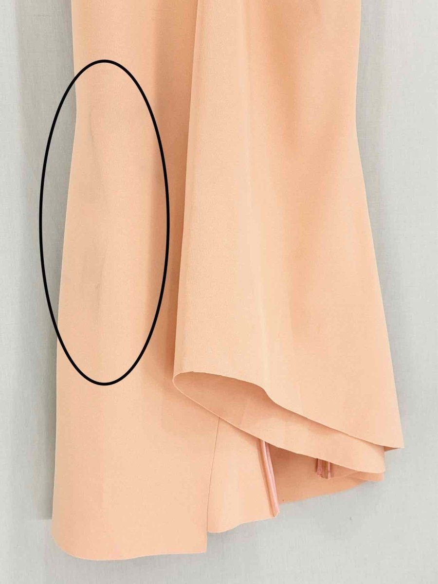 Pre - loved CHATS BY C.DAM Kamplee Peach Size US 6 Midi Dress at Reems Closet