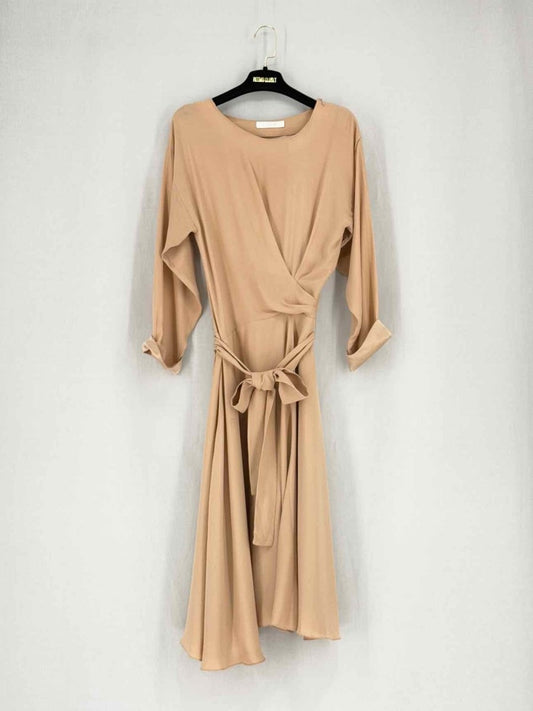 Pre - loved CHLOE Beige Size Medium Knee Length Dress at Reems Closet