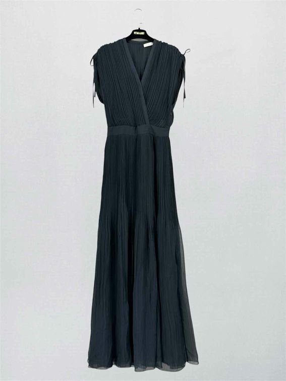 Pre-loved CHLOE Black Size US 4 Long Dress at Reems Closet