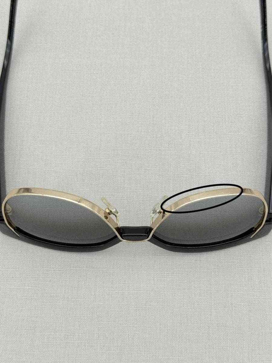 Pre - loved CHLOE Black Sunglasses at Reems Closet