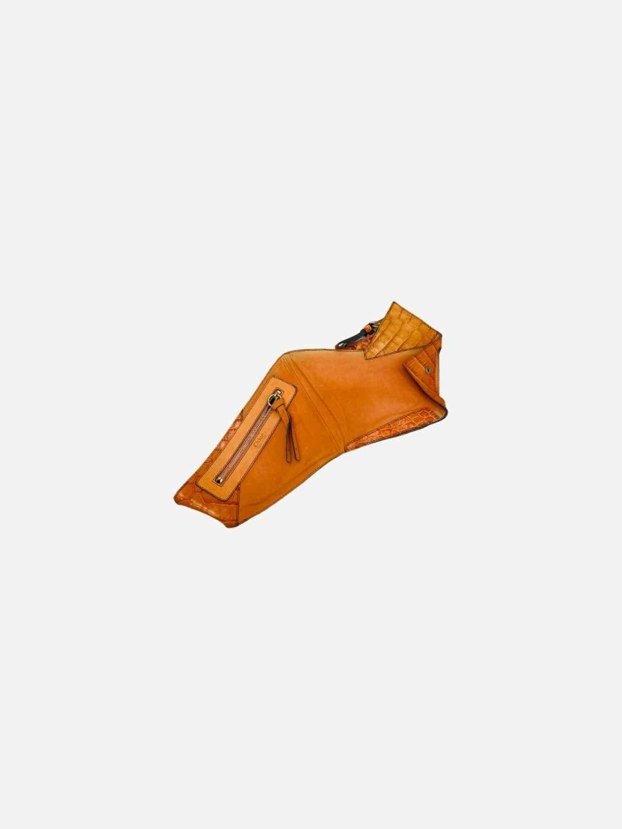 Pre-loved CHLOE Freja Origami Orange Clutch from Reems Closet