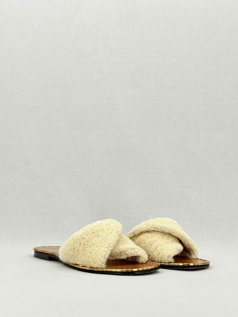 Pre - loved CHLOE Idol Cream Size EU 40 Slides at Reems Closet