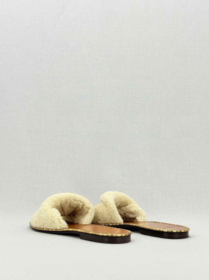 Pre - loved CHLOE Idol Cream Size EU 40 Slides at Reems Closet