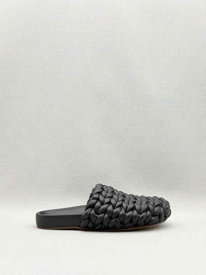 Pre-loved CHLOE Kacey Black Size EU 39 Mules at Reems Closet