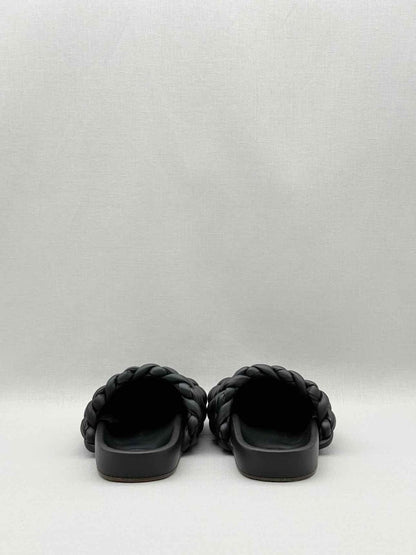 Pre-loved CHLOE Kacey Black Size EU 39 Mules at Reems Closet