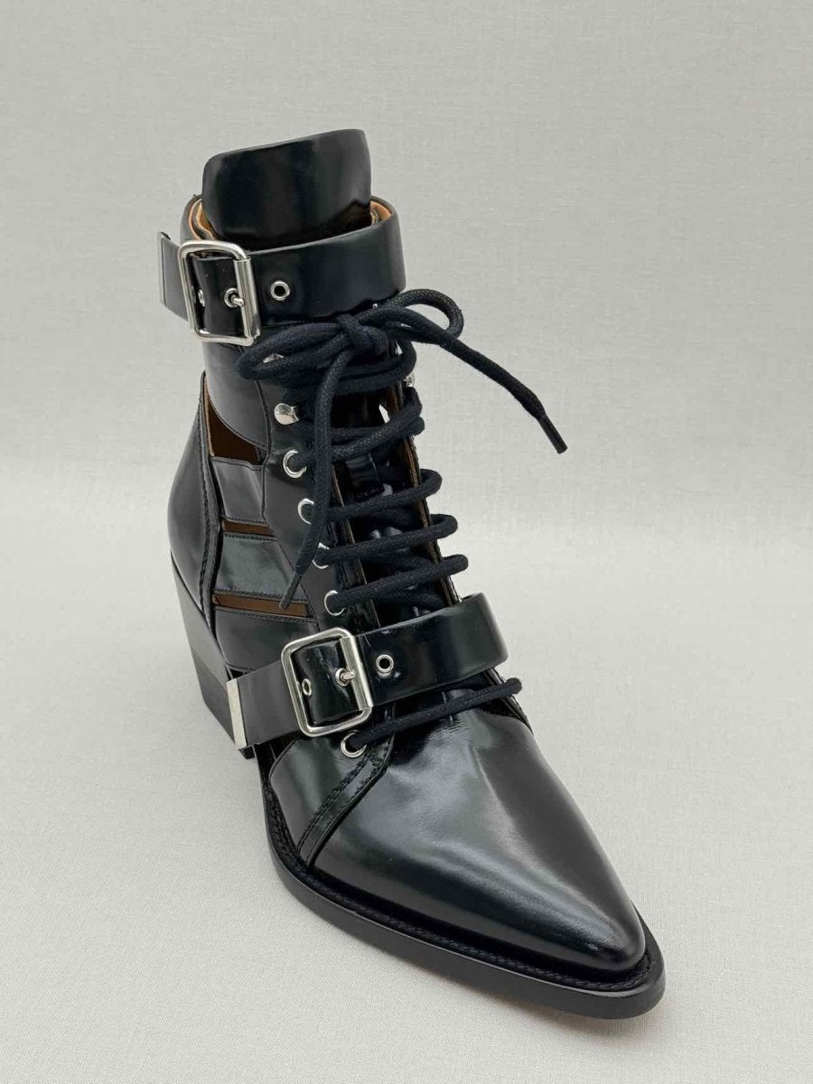 Pre - loved CHLOE Rylee Black Size EU 39 Ankle Boots at Reems Closet