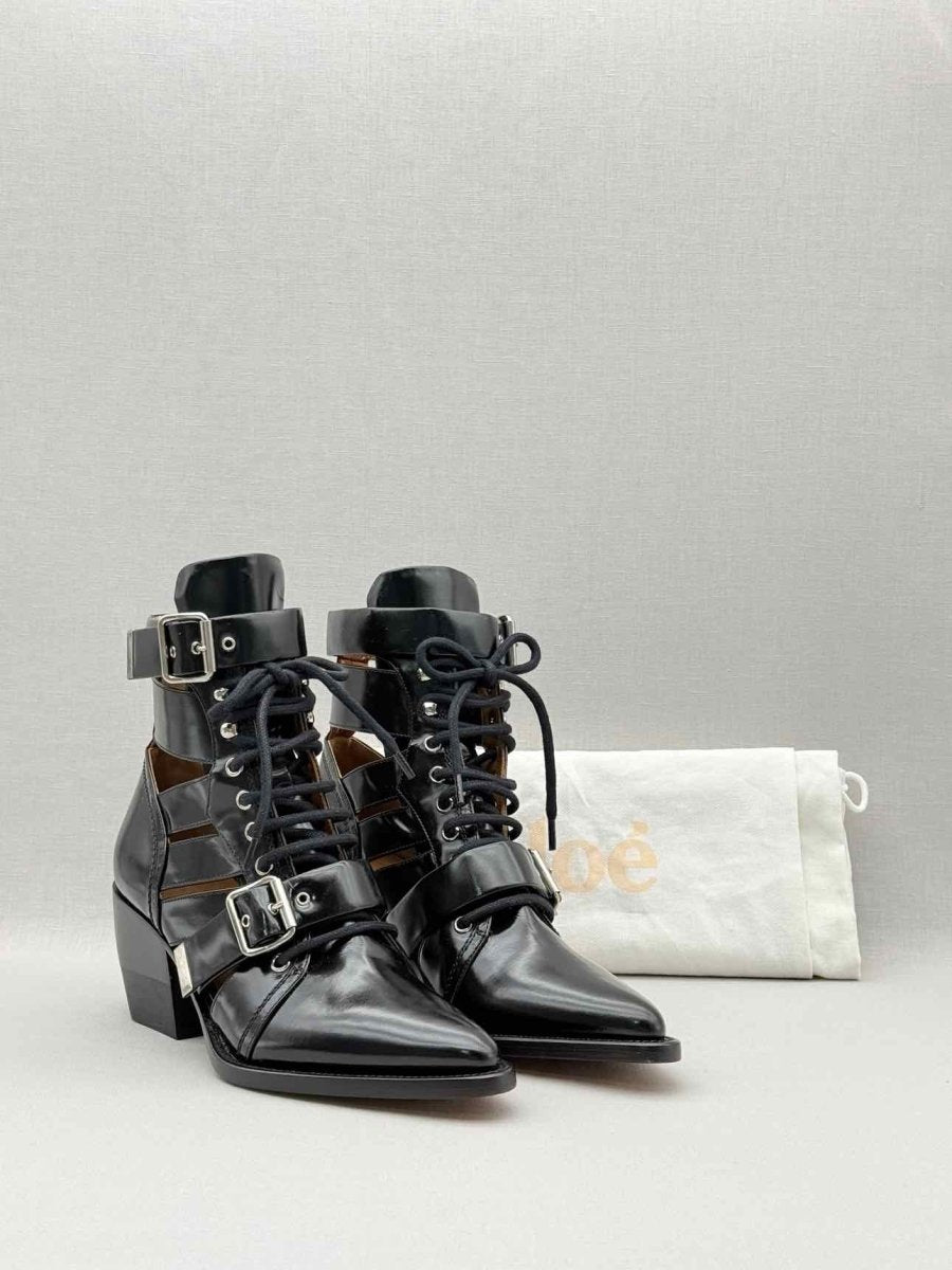 Pre - loved CHLOE Rylee Black Size EU 39 Ankle Boots at Reems Closet