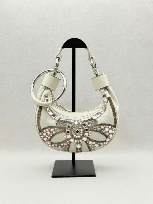 Pre-loved CHLOE Vintage White Hobo bag at Reems Closet
