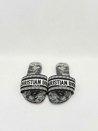 Pre - loved CHRISTIAN DIOR Dway Logo Size EU 38.5 Flat Shoes at Reems Closet