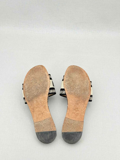Pre - loved CHRISTIAN DIOR Dway Logo Size EU 38.5 Flat Shoes at Reems Closet