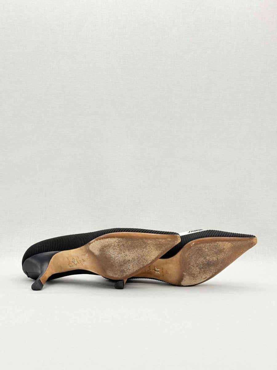 Pre-loved CHRISTIAN DIOR J'Adior Black Size EU 37 Pumps at Reems Closet