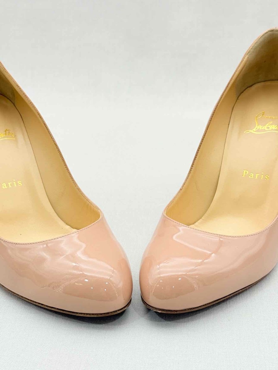 Pre - loved CHRISTIAN LOUBOUTIN Baby Pink Size EU 39.5 Pumps at Reems Closet