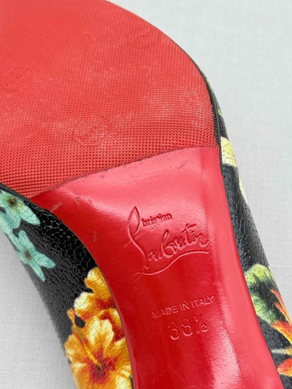 Pre-loved CHRISTIAN LOUBOUTIN Black Multicolor Size EU 38.5 Pumps at Reems Closet